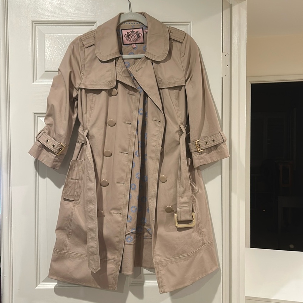 Trench coat